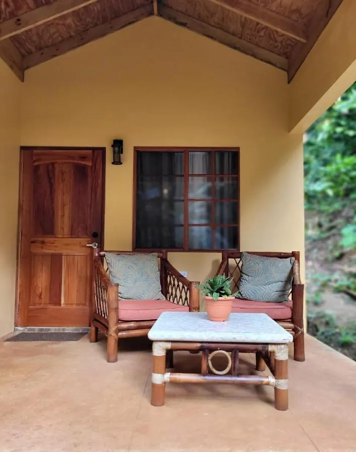 Lodge Ecoscape Jamaica - Lavish 1-Br Cottage By The River Saint Ann's Bay Jamaica