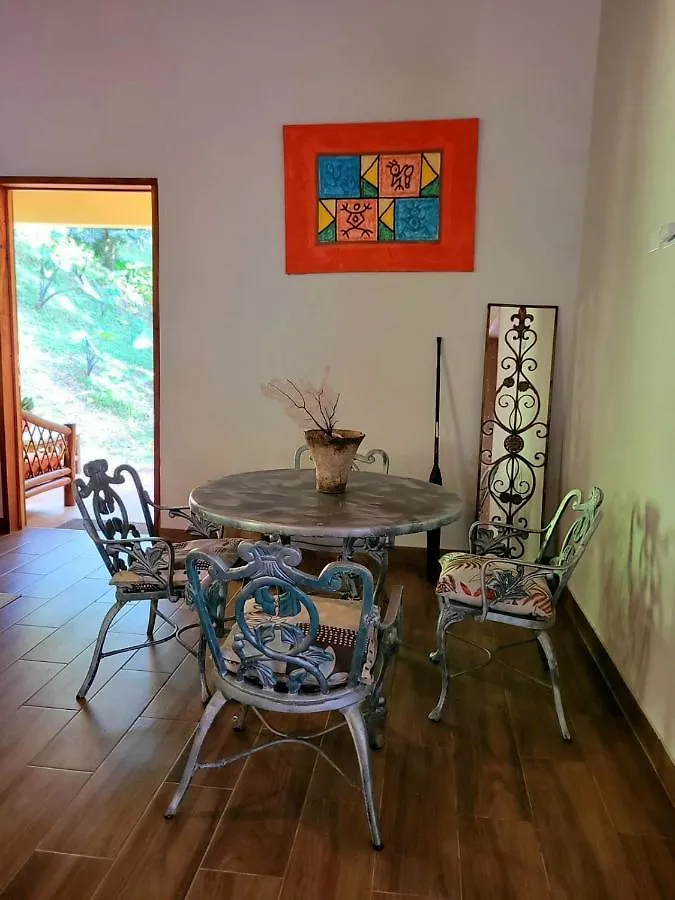 Lodge Ecoscape Jamaica - Lavish 1-Br Cottage By The River Saint Ann's Bay Jamaica